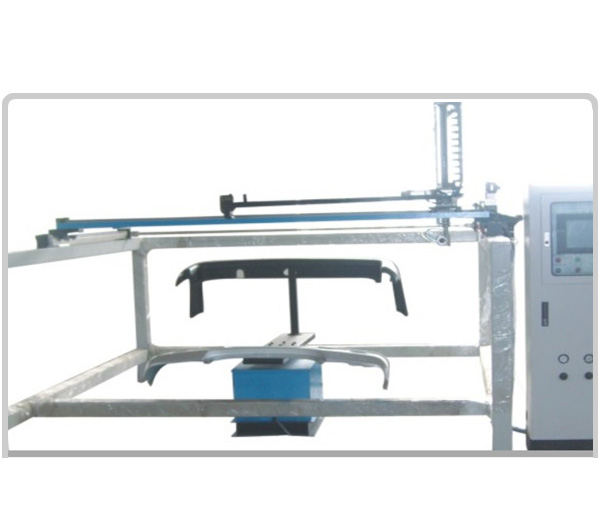 六轴往复喷涂机：汽车零部件