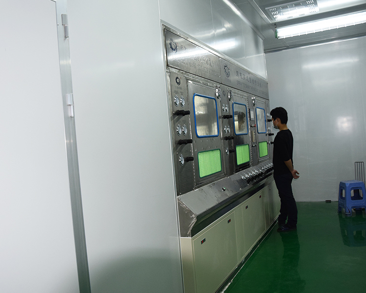 x轴Y往复喷涂机:电子钟表外壳喷涂